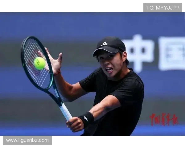 辛纳直落两盘击败19岁小将勒纳·钱夺得中网男单冠军 辛纳直落两盘击败19岁小将勒纳·钱夺得中网男单冠军