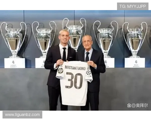 河床高层怒批马斯坦托诺转会皇马称4500万欧解约金简直是贱卖交易 河床高层怒批马斯坦托诺转会皇马称4500万欧解约金简直是贱卖交易