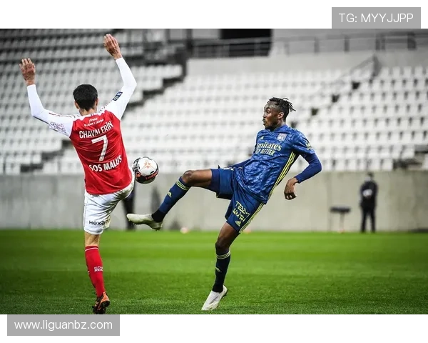 法甲兰斯爆冷战胜马赛 终结联赛15轮不胜尴尬纪录